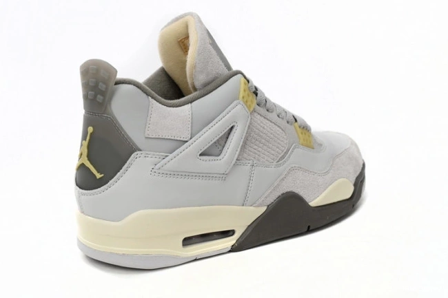 Kick Theory DV3742-021 Jordan Craft Retro SE Photon Dust 4 0727
